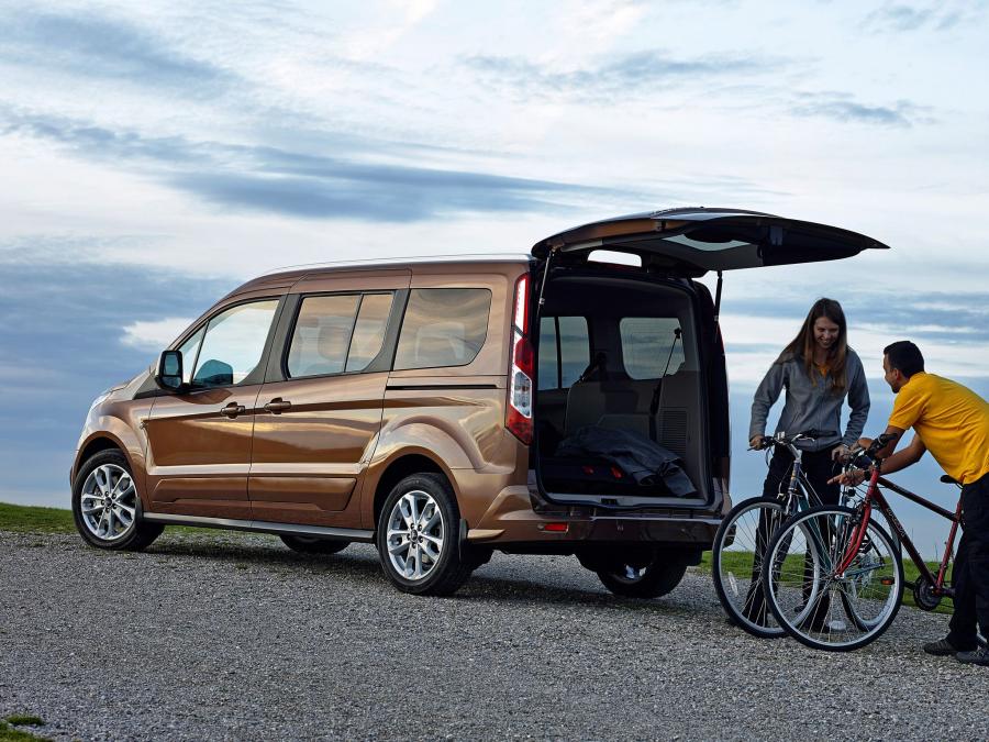  Ford Grand Tourneo Connect 2013 года  (фото 7 из 10)